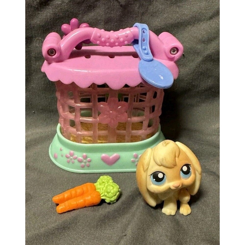 Littlest Pet Shop LPS Rabbit #95 Bunny 2006 Carrier Basket Carrot Accessories